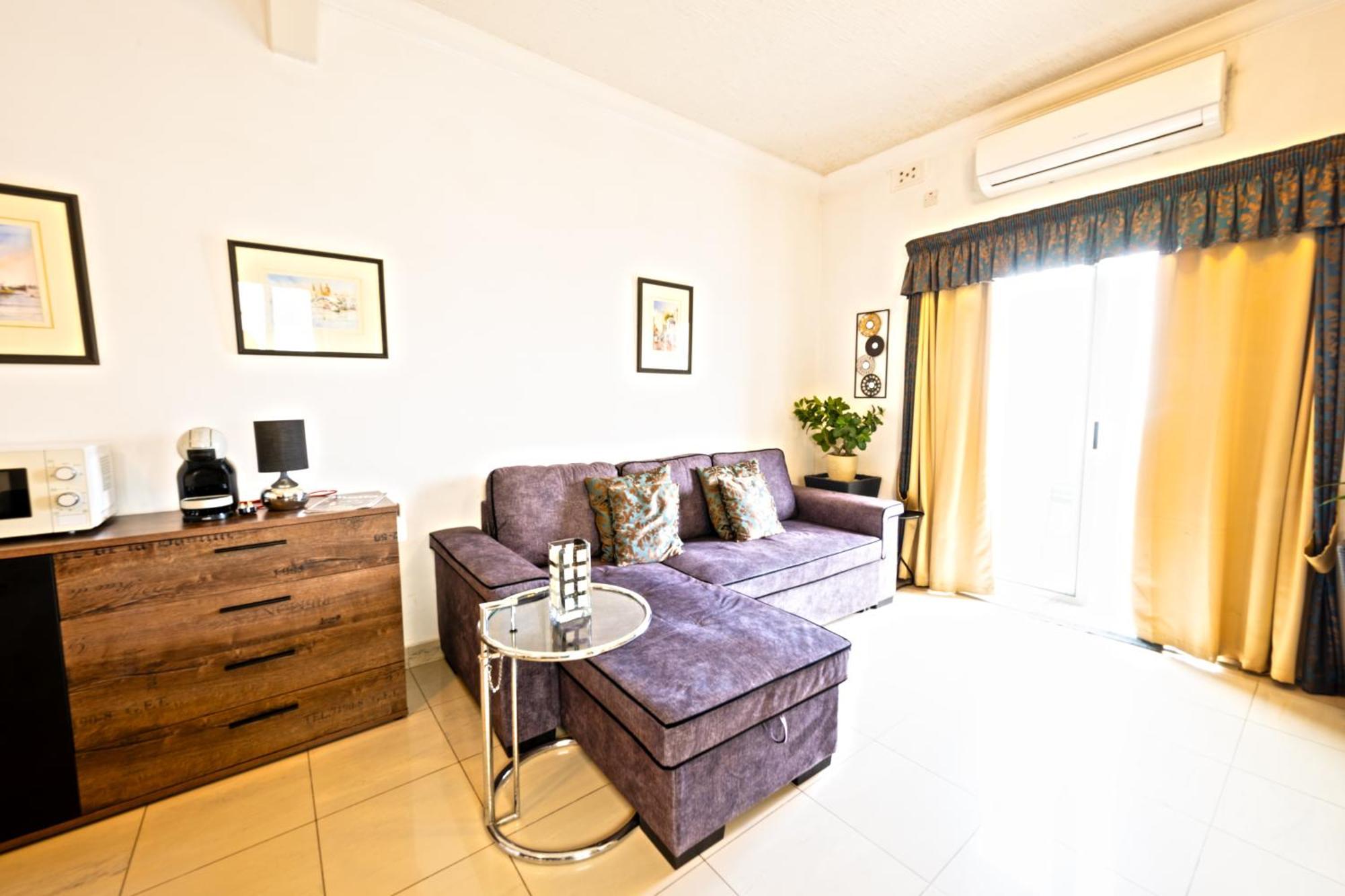 סליאמה Vic- Seafront Apartment מראה חיצוני תמונה