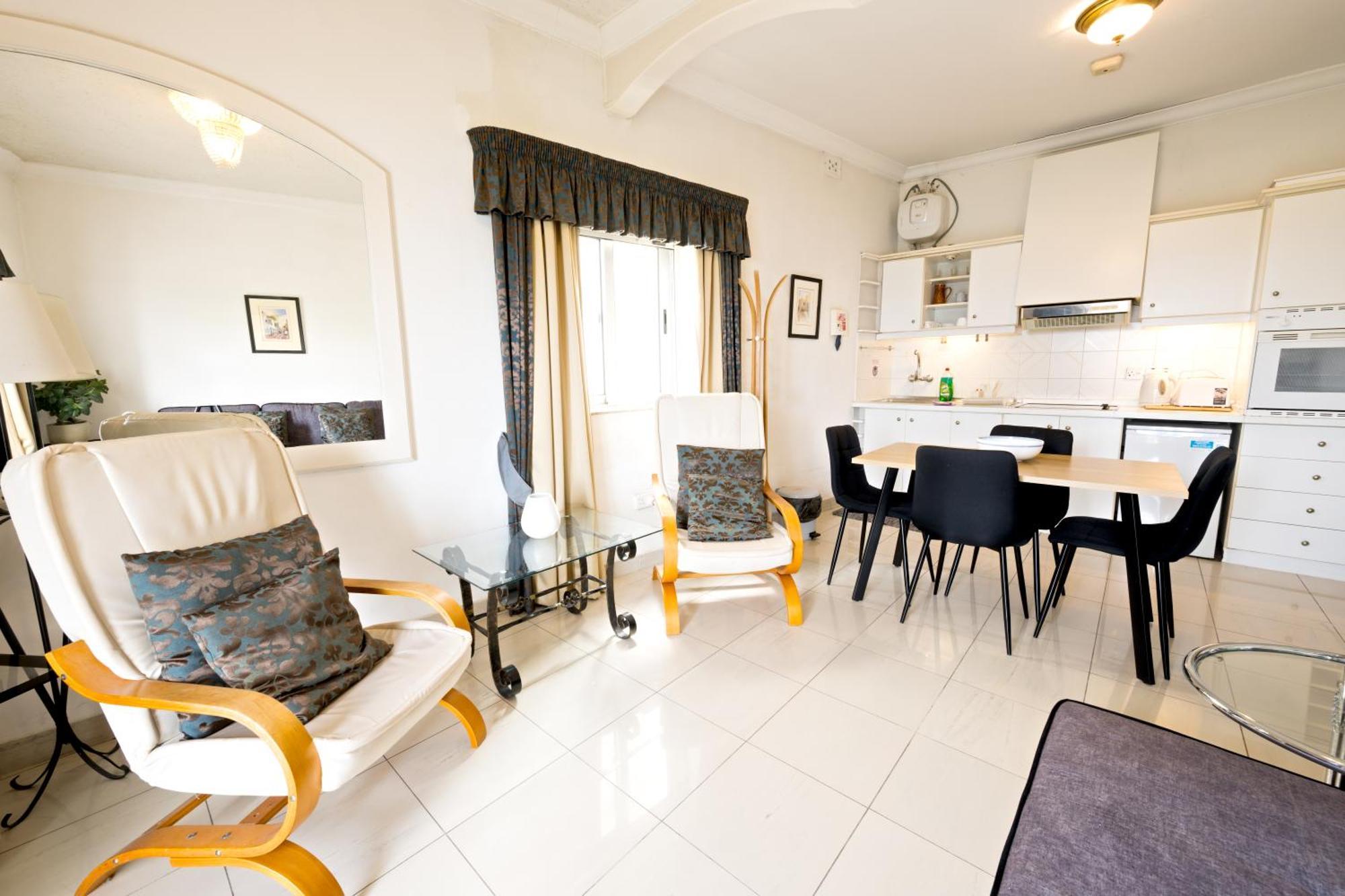 סליאמה Vic- Seafront Apartment מראה חיצוני תמונה